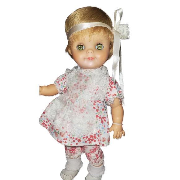 12" Vintage Sweet Little Toddler Doll 12 8 V are on her back - Picture 3 of 10